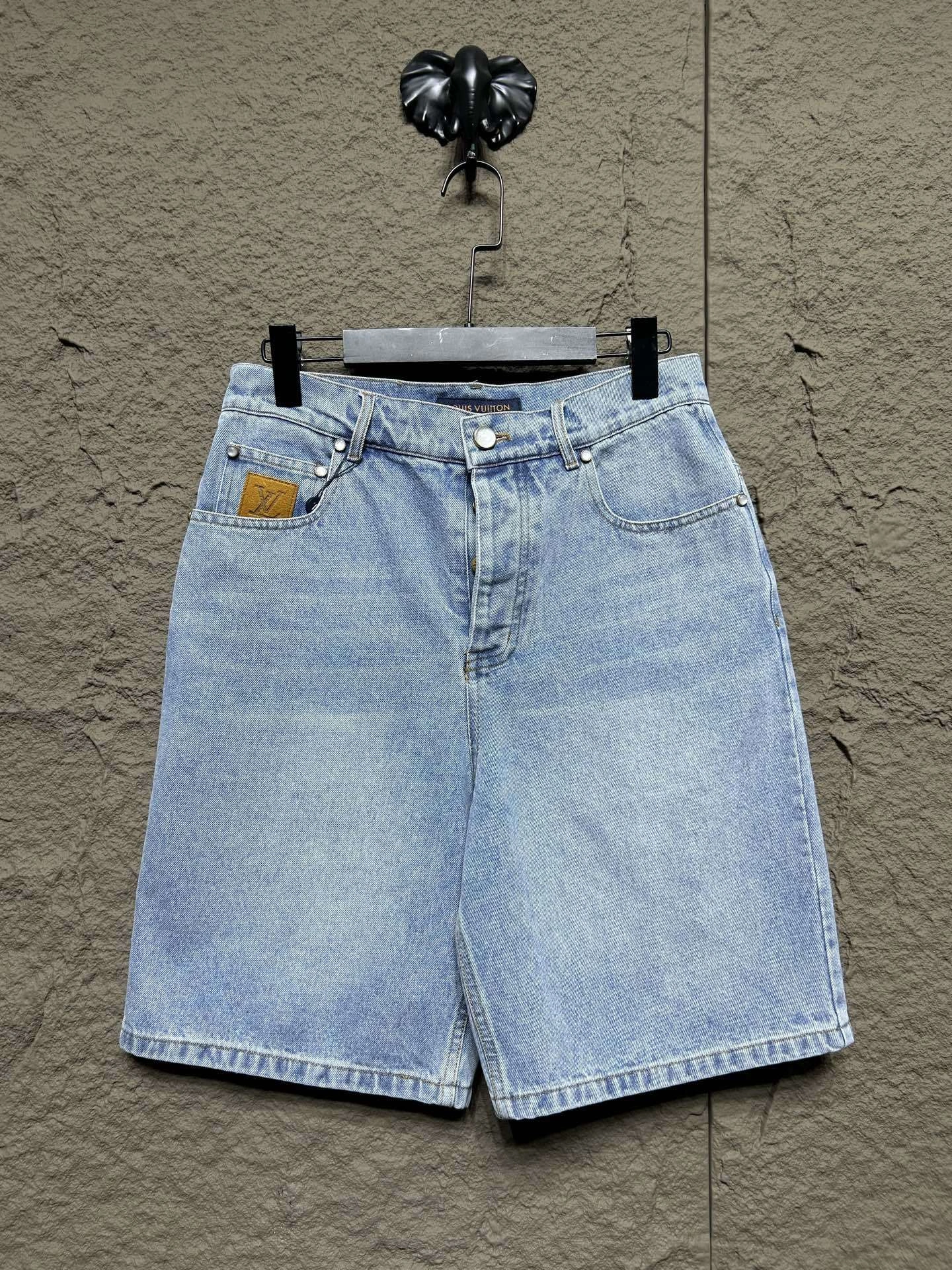 wg.luxury- 8V item:E-F237C1818